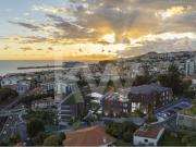 Apartamento| Tipologia T2 | Vista Mar / Baía do Funchal|...
