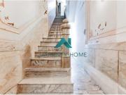 Apartamento tradicional completamente renovado. Calle...