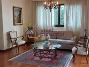APARTAMENTO TRADICIONAL, PURO REQUINTE, PERTO DO...
