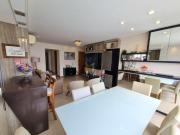 Apartamento três suítes lavabo orientação solar oeste...