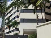 Apartamento Ubicado Res. Omega, Urb. El Parral