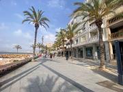 Apartamento Único en Primera Línea de Playa en el...