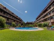 Apartamento único renovado, em condomínio de luxo com...