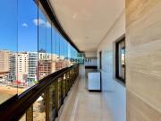 Apartamento à venda de frente para a Praia, 3 quartos, 1...