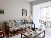 Apartamento à venda na Praia das Pitangueiras em Guarujá...