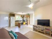 Apartamento Ã venda na Praia do Forte: 2 quartos, 1...