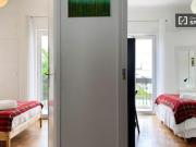 Apartamentos 3 quarto, Lisbon Lisbon 2765 069 ES84268069