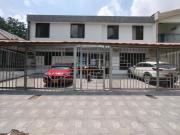 Apartamentos, Alquiler, La Flora