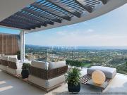 Apartamentos con vistas al lago en Country Club en...