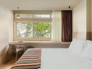 Apartamentos Porto Porto 4000 381 DS93156428