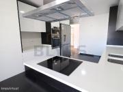Apartamentos T3 e T3 Duplex NOVOS com Varanda Terrao e...