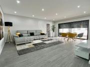 Apartamentos T3 novos, estacionamento, piscina em Olhão...