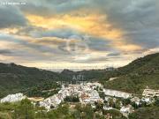 Apartamentos y áticos de 1, 2 y 3 dormitorios en Benahavís