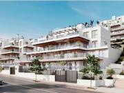 Apartamentos y áticos de 2 a 4 dormitorios en Estepona