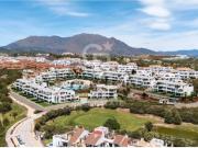 Apartamentos y áticos de 2 y 3 dormitorios en Casares Golf