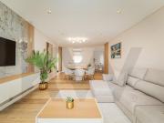 Apartamentot3 com varanda, jardim e piscina em Santa...