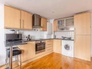 Apartment 1 Bedroom For Sale Iver Buckinghamshire 235000...