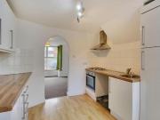 Apartment 1 Bedroom For Sale Uckfield East Sussex 150000...