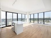 Apartment with pool