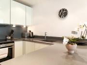 Apartment 2 Bedroom For Rent London London 10263 ES79142703