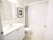 Apartment 2 Bedroom For Rent London ON 2260 ES96247312