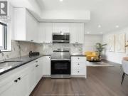 Apartment 2 Bedroom For Rent Windsor ON 2400 ES97879039