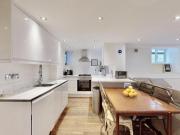 Apartment 2 Bedroom For Sale Barnet Greater London...