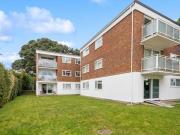 Apartment 2 Bedroom For Sale Bournemouth Dorset 475000...