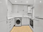 Apartment 2 Bedroom For Sale Canterbury Kent 61875...