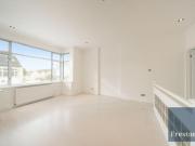 Apartment 2 Bedroom For Sale Hendon Greater London...