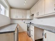Apartment 2 Bedroom For Sale Mitcham Greater London...