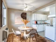 Apartment 3 Bedroom For Rent North York ON 2705 ES93197111