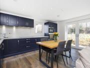 Apartment 3 Bedroom For Sale City Of Edinburgh City Of... Apartment 3 Bedroom For Sale City Of Edinburgh City Of...
