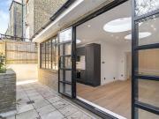 Apartment 3 Bedroom For Sale London Greater London...