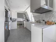 Apartment 3 Bedroom For Sale Londres Greater London...