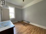 Apartment 4 Bedroom For Rent Windsor ON 2000 ES96935532