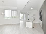 Apartment with terrace and pool