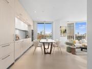 Seaside apartment with pool