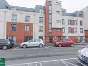 Apartment 9, Clearwater Court North, River Drive,...