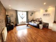 apartment Albert Road