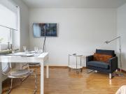 Apartment am Olympiapark mit Balkon