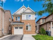 apartment at 102 LEADENHALL ROAD, Brampton, Ontario, L7A4G9
