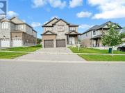 apartment at 13 HARTFIELD STREET, Ingersoll, Ontario, N5C0C5