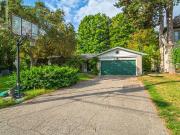 apartment at 15 ARTINGER COURT, Toronto, Ontario, M3B1J9