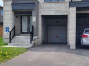 apartment at 192 TANGO CRESCENT, Newmarket, Ontario, L3X0K4