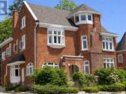 apartment at 1 9 POYNTZ STREET, Barrie, Ontario, L4M3N6