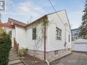 apartment at 211 MAPLEHURST AVENUE, Toronto, Ontario, M2N3C3