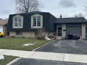 apartment at 235 LOUIS DRIVE, Mississauga, Ontario, L5B1Z1