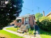 apartment at 292 POYNTZ AVENUE