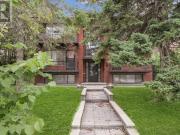 apartment at 2 – 18 THIRTY THIRD STREET